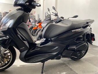 Piaggio Beverly 300 ABS POLICE = LIMITOVANÁ EDICE - 4