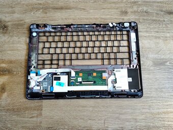 DELL Latitude E7270 - Spodní kryt,Horní palmrest-ntb - 4