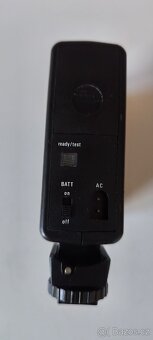 Elektronický blesk Sunpak MX 124 - 4
