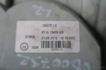 Zadní světla Ford Transit Connect - 4