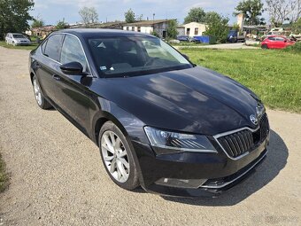 Škoda Superb - 4