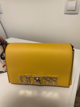 Prodam crossbody kabelky znacky GUESS - 4