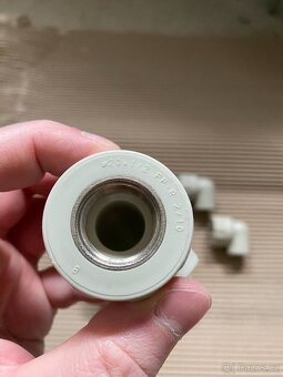 Nová PPR kolena, přechod, T kus - 20 x 1/2" - 4