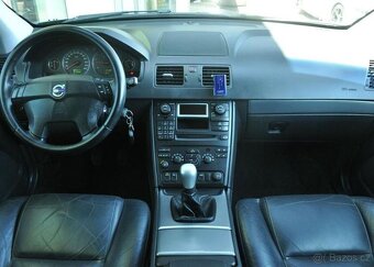 Volvo XC90 2.4D5 136KW 4X4 AUT. A/C TAŽNÉ - 4