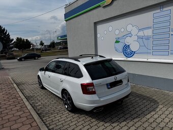 Škoda Octavia RS 2.0 TSI 162kw, DSG, Výbava, Panorama - 4