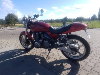 Kawasaki Zephyr 550 - 4