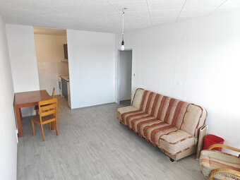 Pronájem bytu 2+kk, 42m2 + sklep 7m2, Jesenice u Prahy - 4