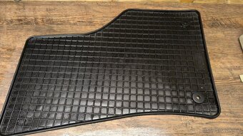 Autokoberečky Volkswagen Passat B8, gumové, PETEX - 4