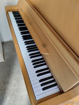 Prodám pianino Solton C120 - 4