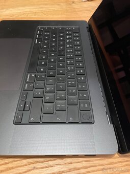 MacBook Pro 16" 2024 - M4 Pro, 48 GB RAM, 512 GB, záruka - 4