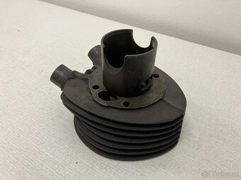 válec na motocykl ČZ 125 nebo 150 - 4