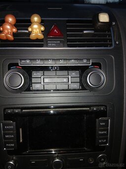 VW Touran 1.6 TDI 77 kW - 4