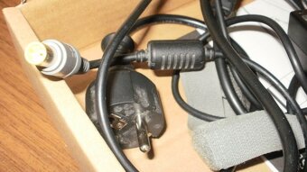 LENOVO-Zdroj-trafo=Adapter-65W-20V.-.3.25 A. - 4