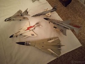 sbírka plastových modelů letadel - 4