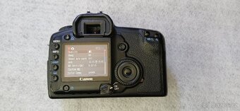 Canon EOS 5D - 4