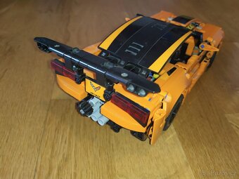 Lego Technic 42093 Chevrolet Corvette ZR1 - 4