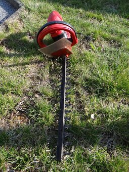 Elektrické zahradní nůžky IKRA mogatec Procut HE 450 - 4