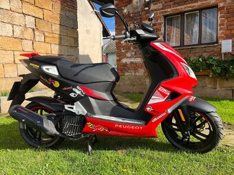 Skútr Peugeot Speedfight 4 125 i - 4