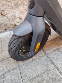 Elektrokoloběžka Segway - 4