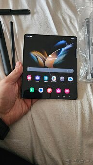 Samsung Galaxy Z Fold 4 12/256GB - TOP Stav + PEN - 4
