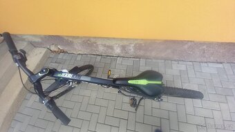 Prodám horské kolo B’TWIN 27,5" 3x8, velikost M - 4