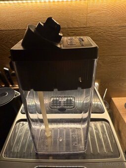 Kavovar De'Longhi - 4