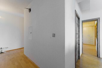 Pronájem bytu 3+1 , 58m²| Nová Role, Karlovarský kraj - 4