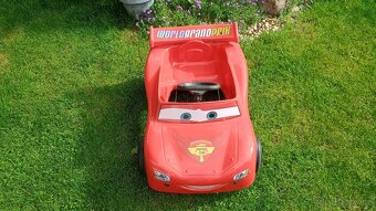 šlapací auto Disney CARS Blesk McQueen - 4
