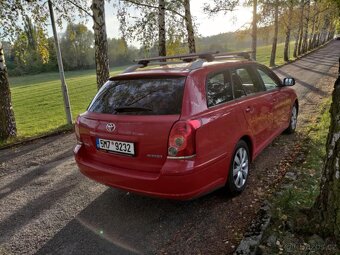 Avensis 2,0 108kw - 4