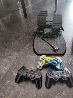 PlayStation 3 - 4