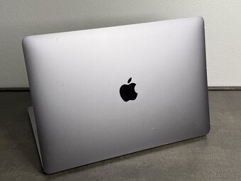 MacBook Pro 13'' 2017 / i5 / 8GB / 256GB SSD / Space Gray - 4