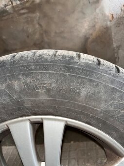 Zimní pneu a alu kola 215/70 R16 100H vč. alu disků ET45 - 4
