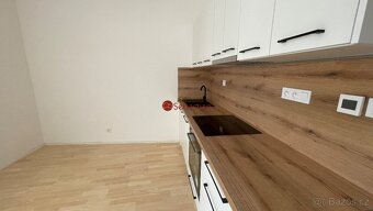 K pronájmu moderní byt 2+kk s terasou, 32 m², Hořice, ul. Sl - 4