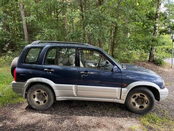 Suzuki Grand Vitara 2.0 TD - 4