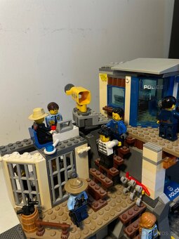 LEGO City 60174 Lesní policejní stanice + 60239 - 4