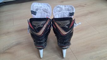 Bauer Vapor x600 vel.44 - 4