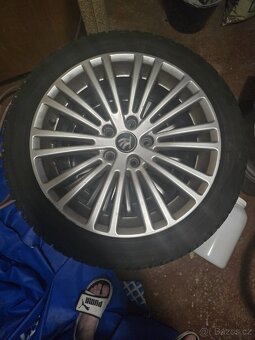Prodám ALU kola 225/45R17 5x112- Zimní pneu - 4