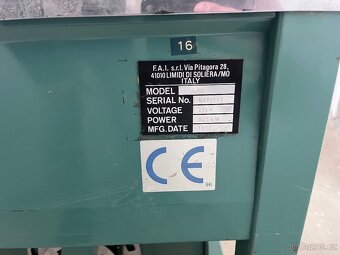 Páskovací stroj SP-4E - 4