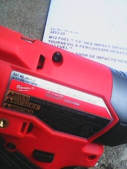 milwaukee M12FID2-0 170Nm Rázový utahovák 1/4 hex - 4