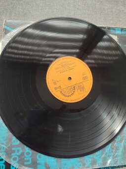 2 LP - Černá galerie - 4