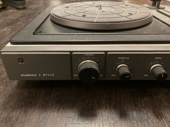 Gramofon Tesla NZC 041 DE LUXE - 4