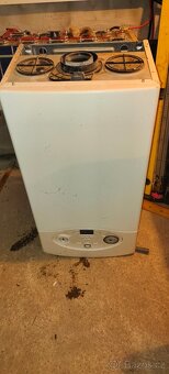 Plynový kotel, bojler Ariston - 4