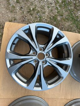 Disk 18” ford kuga s ventilky - 4