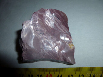 Minerál, nerost - masový opál 2 - 4