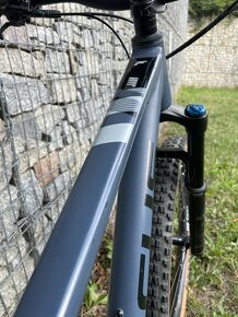 celoodpružené horské kolo Focus Jam - 4