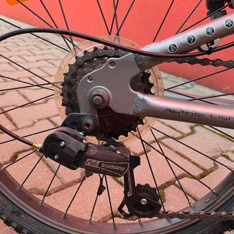 Author Cosmic vel.20 - 4