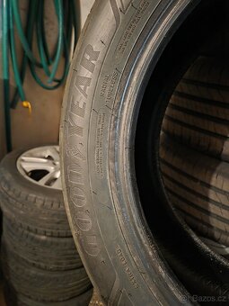 GoodYear 215/55 R17 - 4
