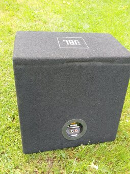 Basový reproduktor do auta JBL - 4