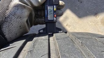 Letní pneu 225/40/19 Michelin - 4