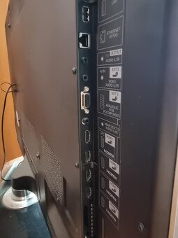 SLEVA TV Sharp LC-46LE814E - 4